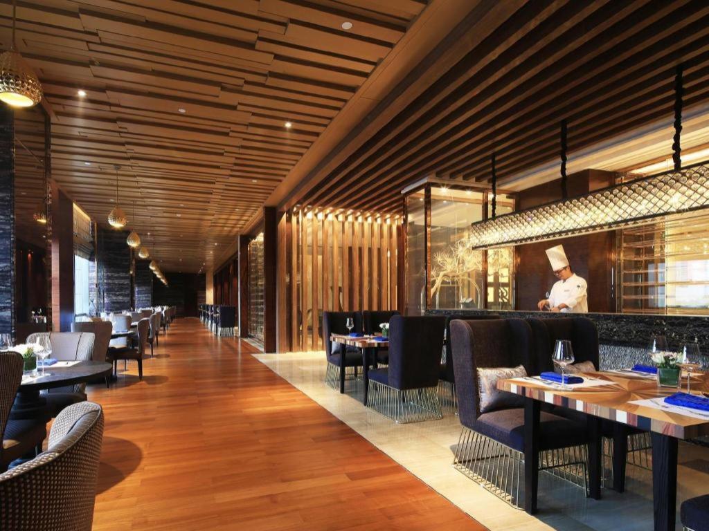 Wyndham Grand Plaza Royale Huayu Chongqing Otel Dış mekan fotoğraf
