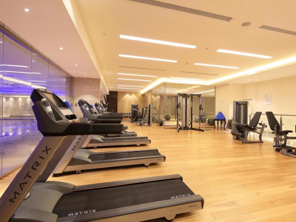 Wyndham Grand Plaza Royale Huayu Chongqing Otel Dış mekan fotoğraf