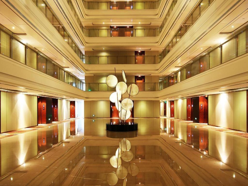 Wyndham Grand Plaza Royale Huayu Chongqing Otel Dış mekan fotoğraf