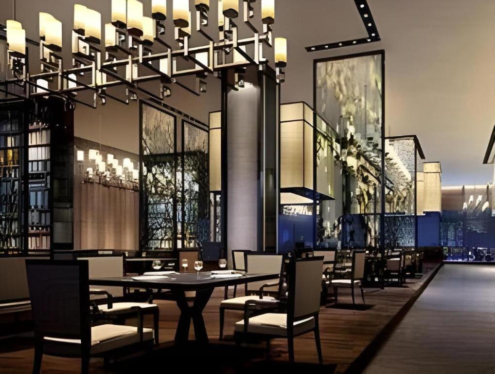 Wyndham Grand Plaza Royale Huayu Chongqing Otel Dış mekan fotoğraf