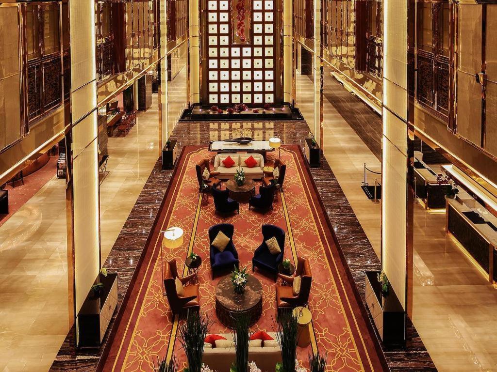 Wyndham Grand Plaza Royale Huayu Chongqing Otel Dış mekan fotoğraf