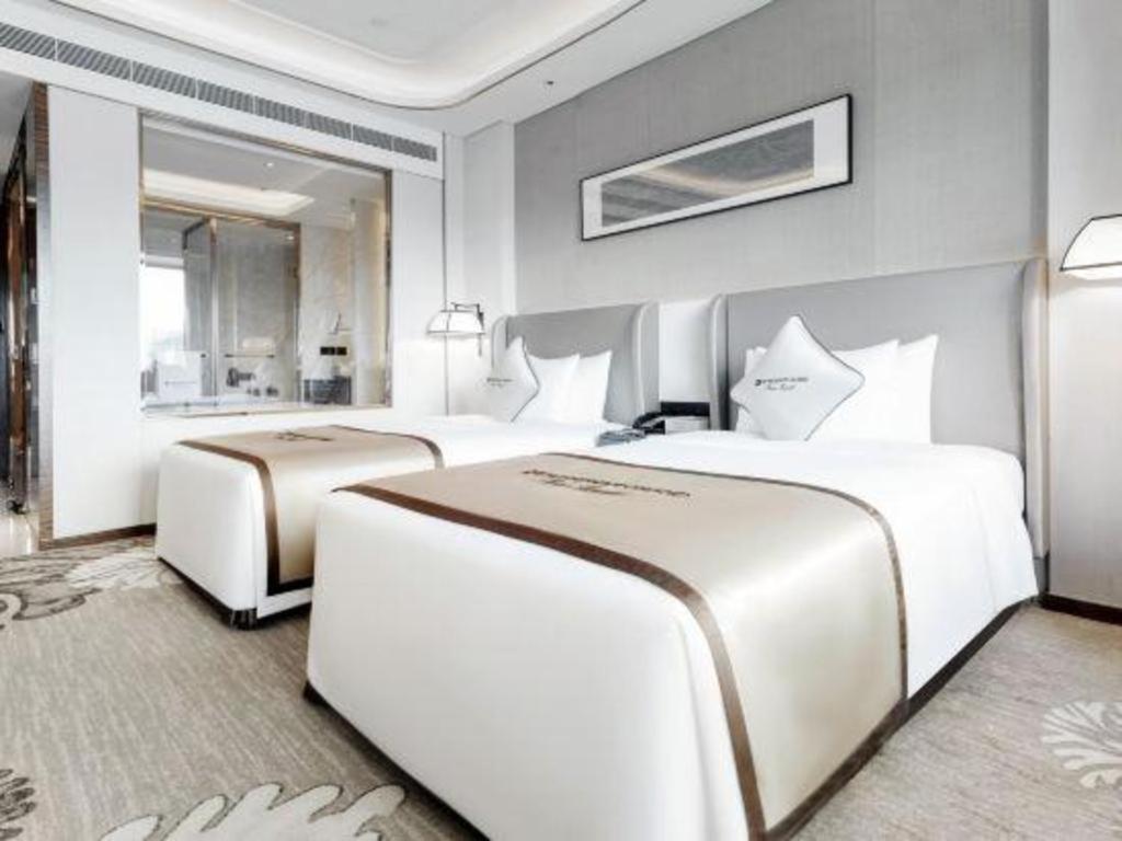 Wyndham Grand Plaza Royale Huayu Chongqing Otel Dış mekan fotoğraf