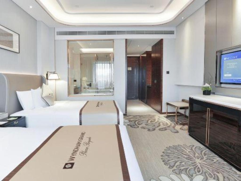 Wyndham Grand Plaza Royale Huayu Chongqing Otel Dış mekan fotoğraf