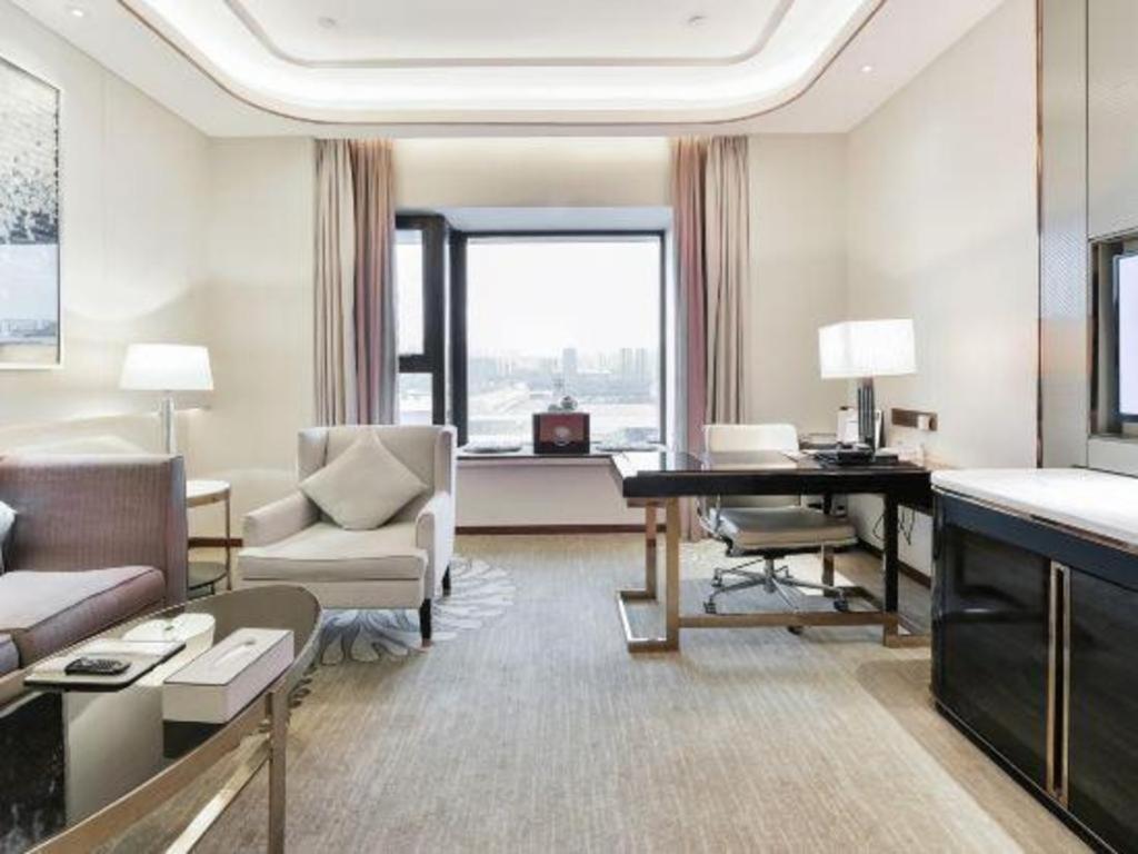Wyndham Grand Plaza Royale Huayu Chongqing Otel Dış mekan fotoğraf